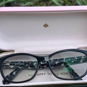 Kate Spade ♠️Josee Frames. EUC